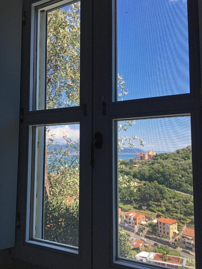La Terrazza Con L'Ulivo - Guesthouse Con Terrazza E Vista Sul Golfo Dei Poeti Специя Екстериор снимка